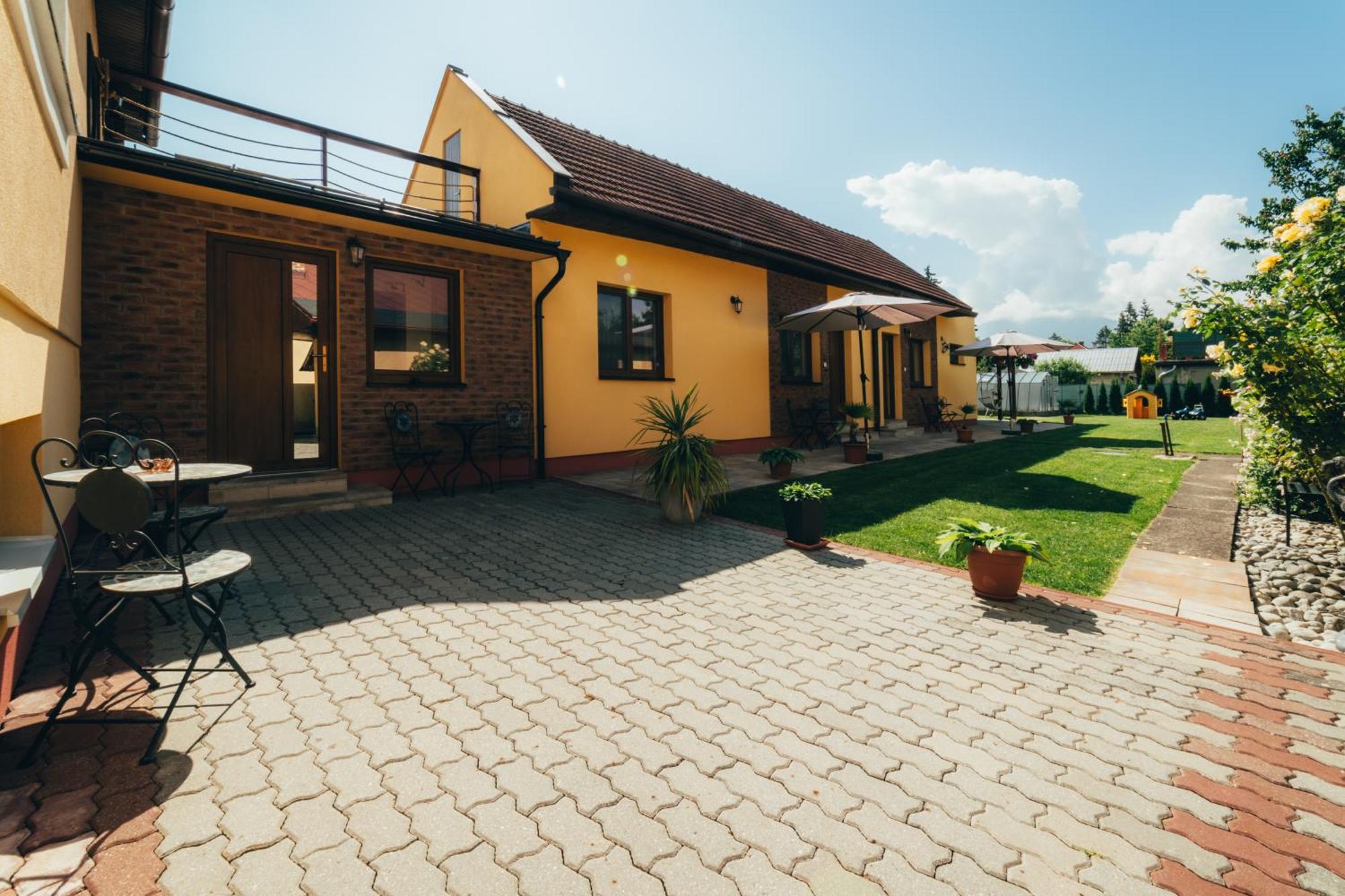 Apartmany Friends Liptov Liptovský Mikuláš Екстериор снимка